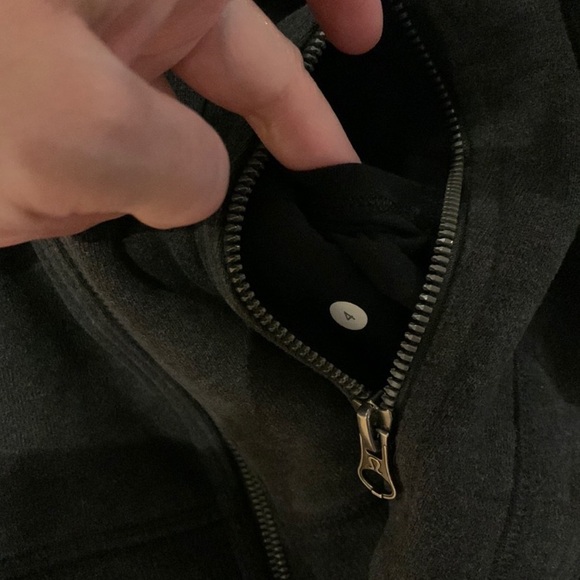 EUC Lululemon Happy Yin Year Hoodie Heathered Black / Soot Light / Black -size 4 - Picture 12 of 16